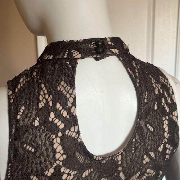 Lace dress / Size S - Picture 6 of 9